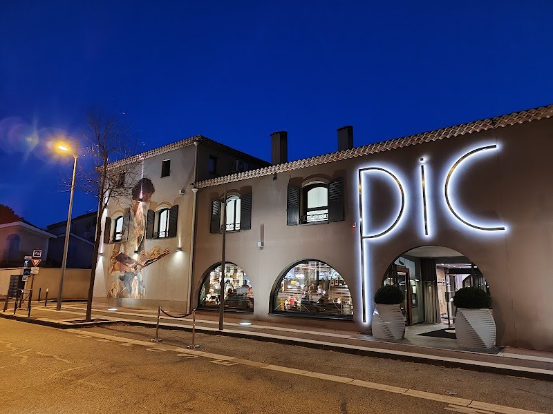 Maison Pic