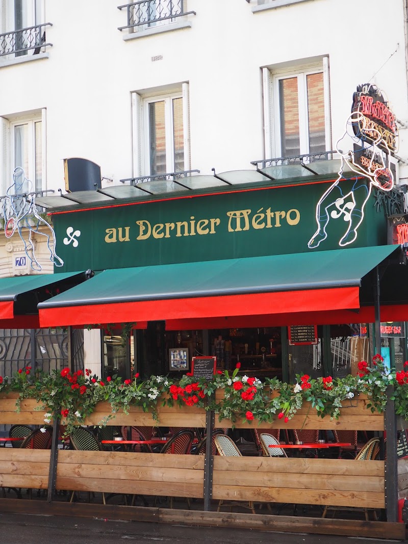 Au Dernier Métro