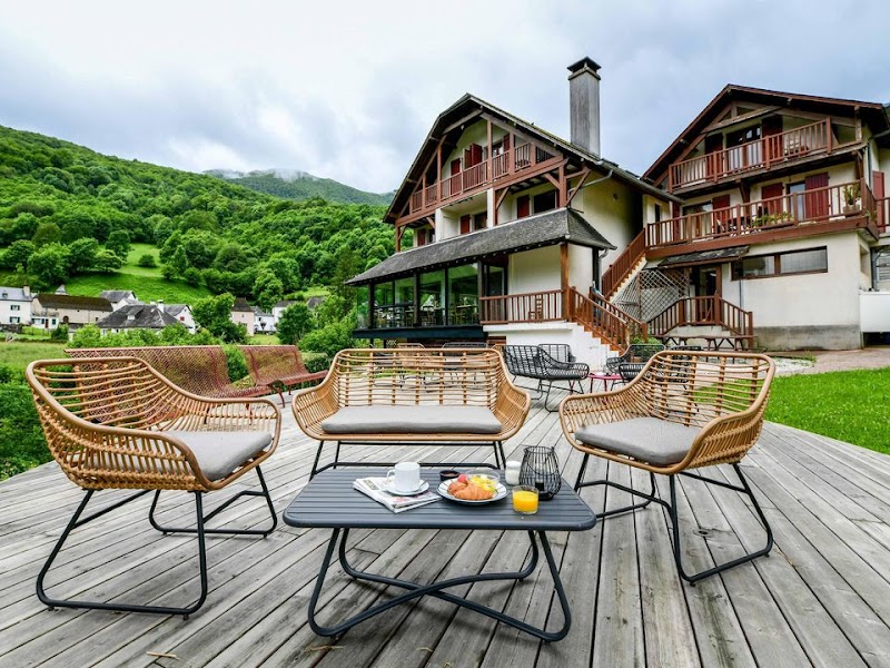 Logis Hôtel Etchemaïté