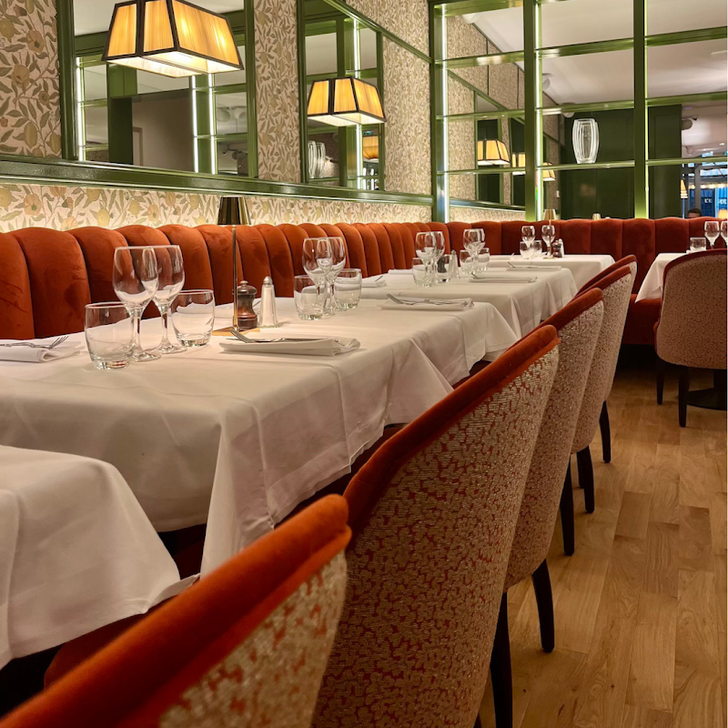 L'Envue, Brasserie Parisienne